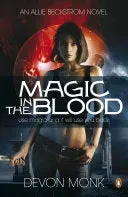 Devon Monk Magic in the Blood bok pent brukt engelsk