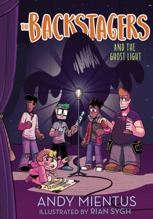 Amulet Books Backstagers Ghost Light barnebok