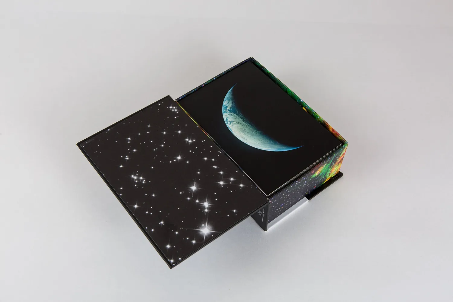 Chronicle Earth and Space 100 Postcards postkortbok NASA