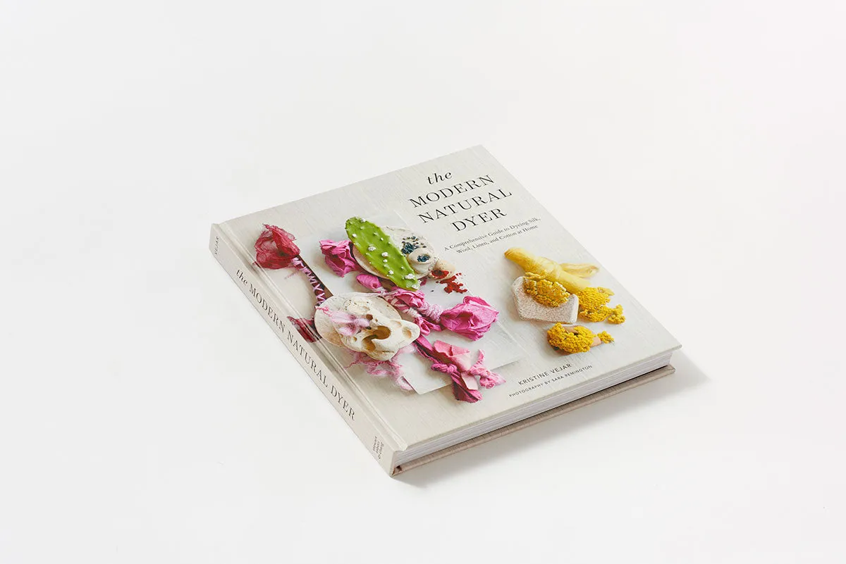 Abrams & Chronicle The Modern Natural Dyer bok innbundet plantefarging