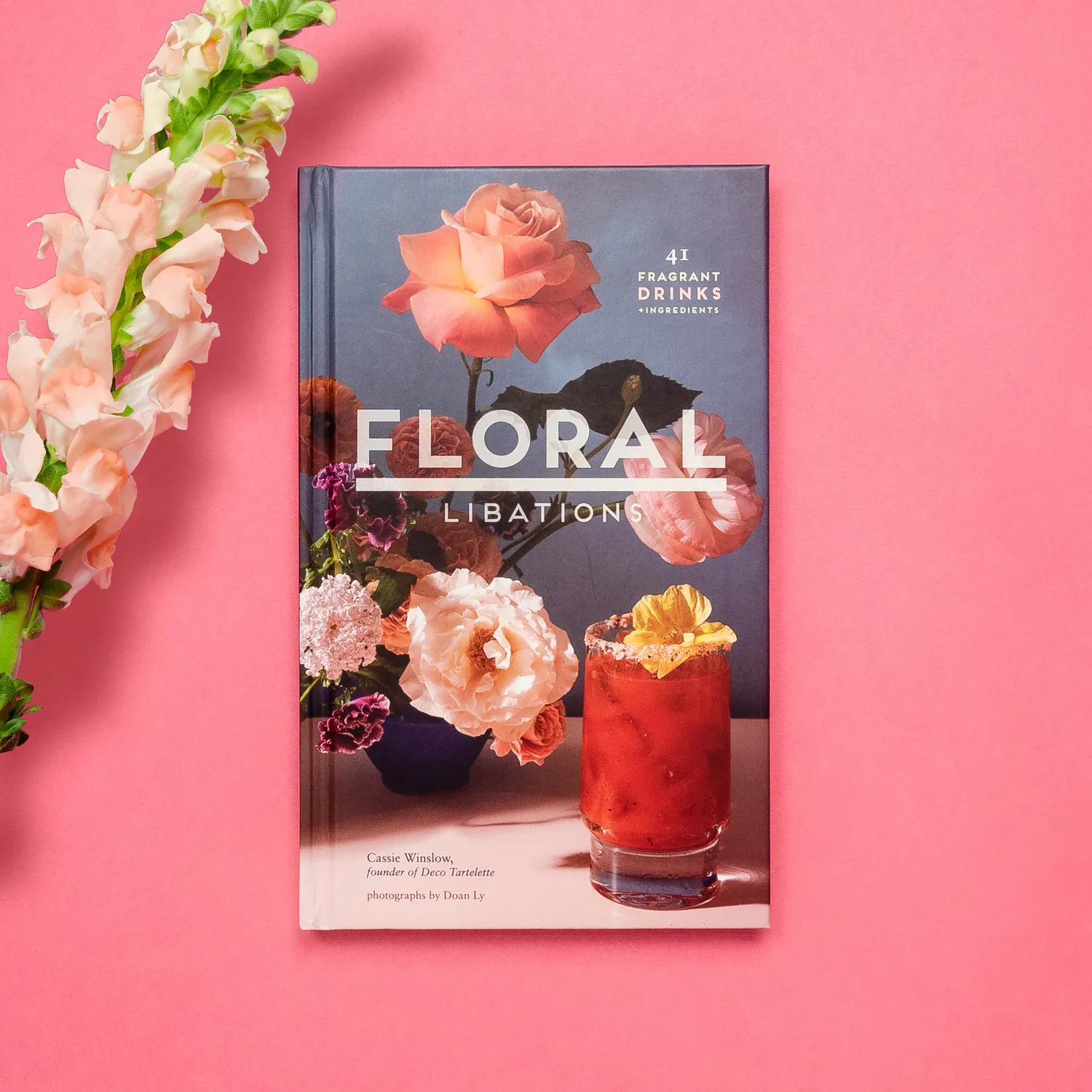 Abrams Floral Libations cocktailbok innbundet 41 oppskrifter