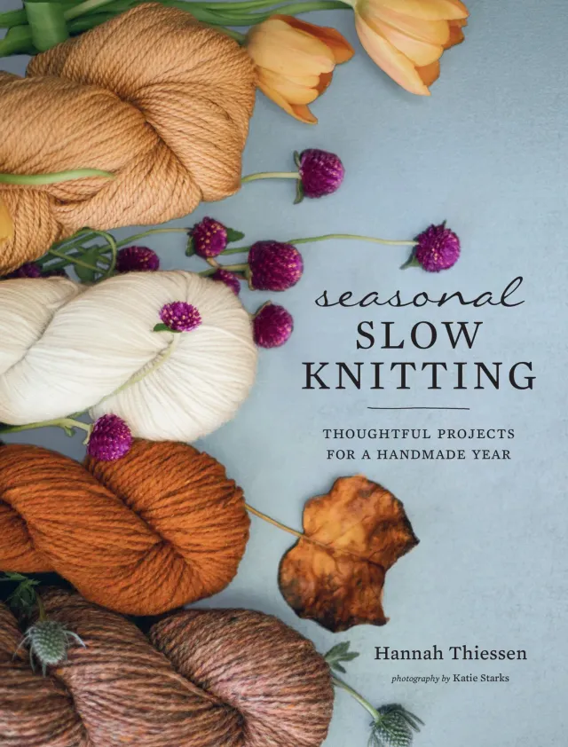 Abrams Seasonal Slow Knitting innbundet strikkebok