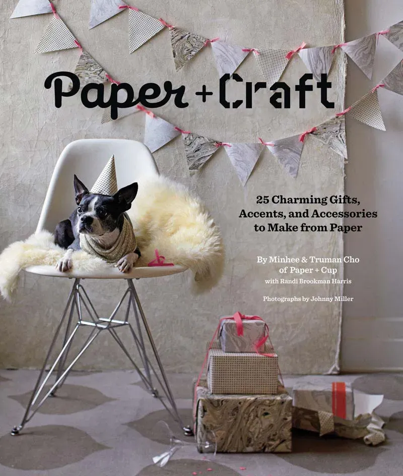 Paper + Craft 25 Charming Gifts bok pocket papirhåndverk