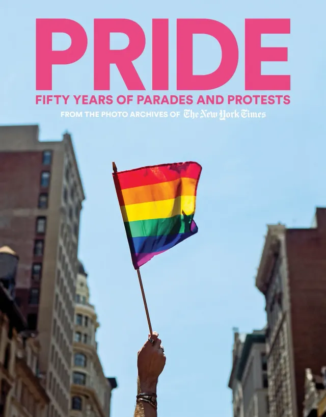 PRIDE Fifty Years fotobok innbundet parader